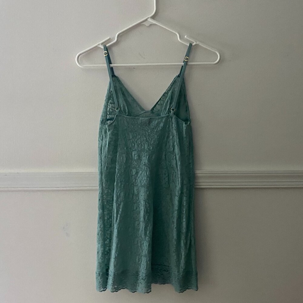 Victoria's Secret Blue Sheer Stretch Lace Slip Size M‎ - Picture 2 of 3